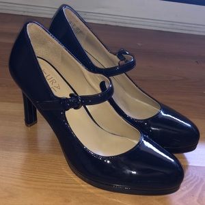 Naturalizer Talissa Mary Jane Heels size 6